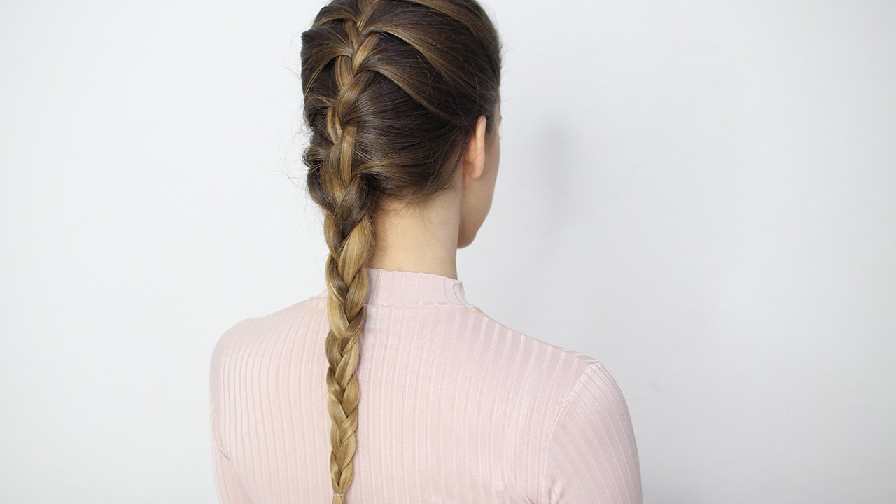 How to do a French braid: hair tutorials for beginners