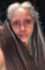 Erykah Badu Shares A Selfie Showing Off Her Lovely Grey Hair