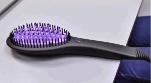 This Revolutinary Hair Brush Will Straighten Your Kinks And Curls Just Like A Flat Iron
