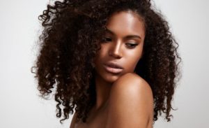 5 Natural Hair Practices That Are Both Helping And Hurting Your Hair