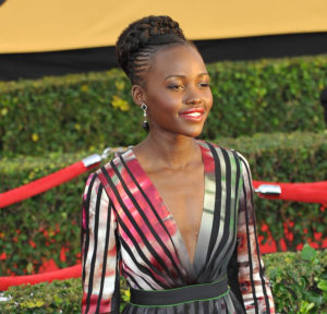 Lupita Nyong’o Sweeps the 2015 Sag Awards in a Giambattista Valli Gown And Braids