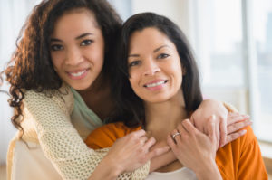 3 Ways We Can Avoid Negativity And Become A Sisterhood Of Healthy Hair