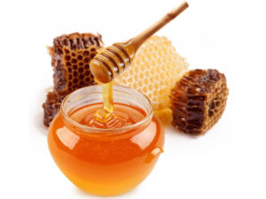 Our Top 4 Honey Treatments For Damaged And Dry Hair