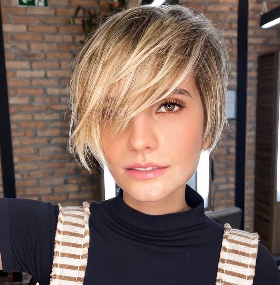 40 Short Hair with Bangs Hairstyles to Try in 2021
