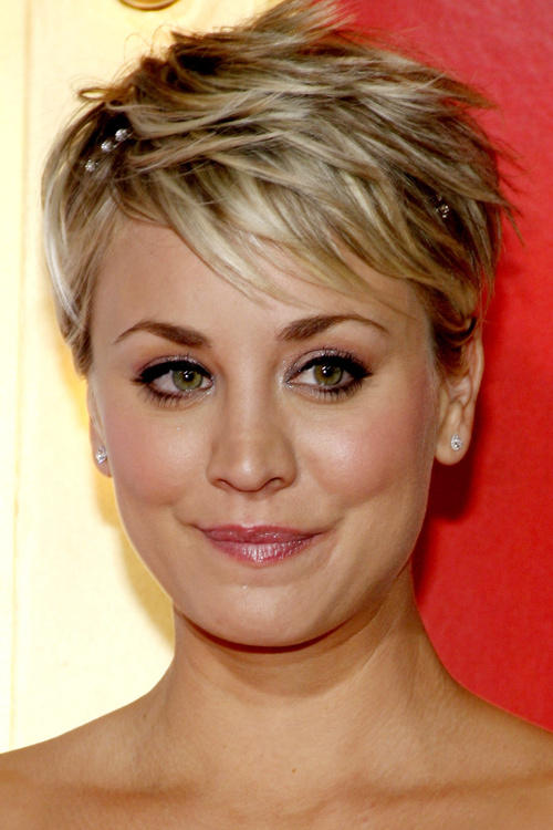 Pixie Haircuts with Bangs - 50 Terrific Tapers