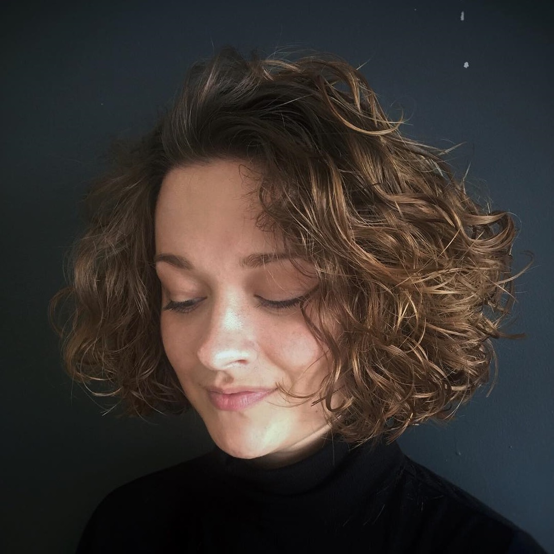 Scrunched Curly Bob For Fine Hair