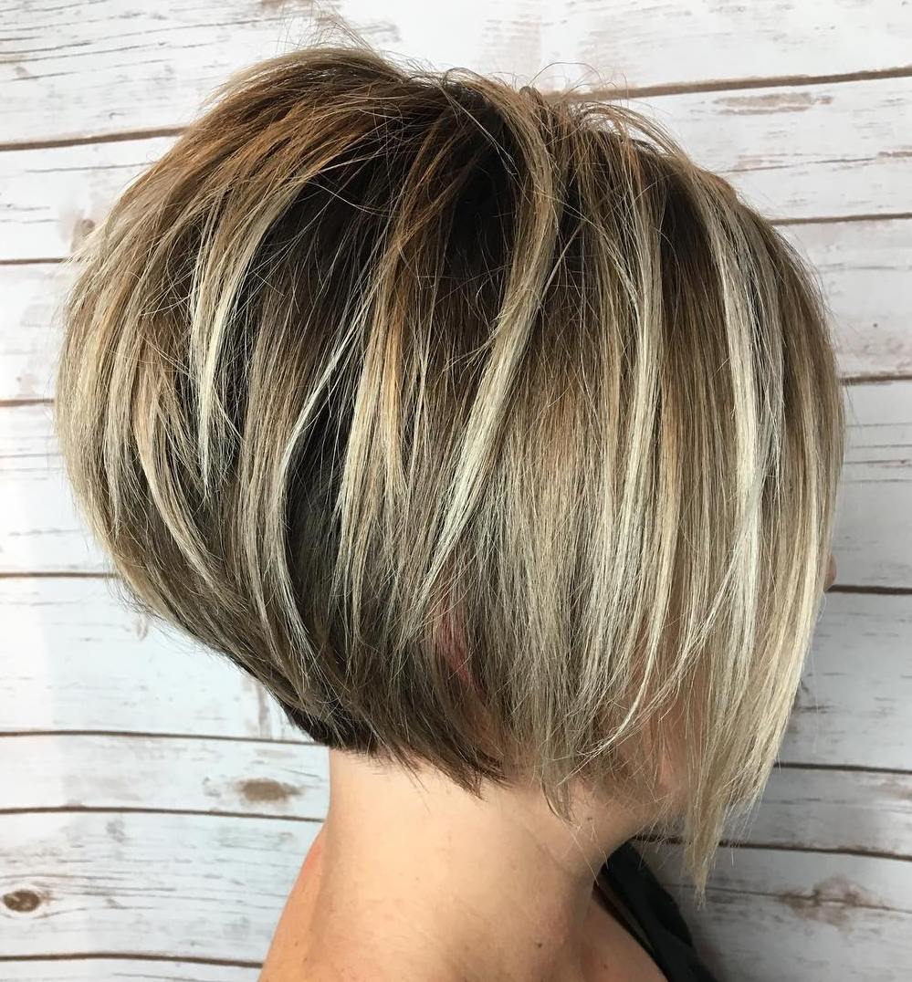 Jaw-Length Stacked Bob With Highlights