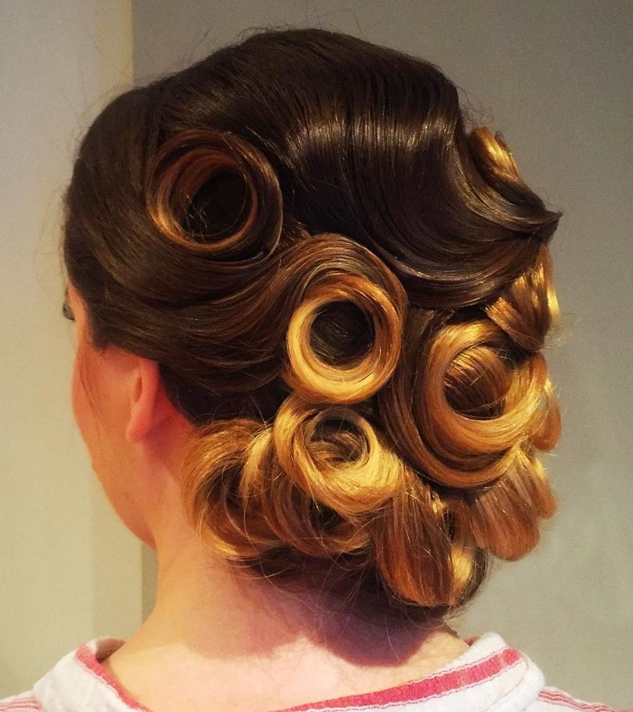 Sleek Curly Pin Up Hairstyle