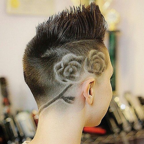 women's fauxhawk with side shaved design