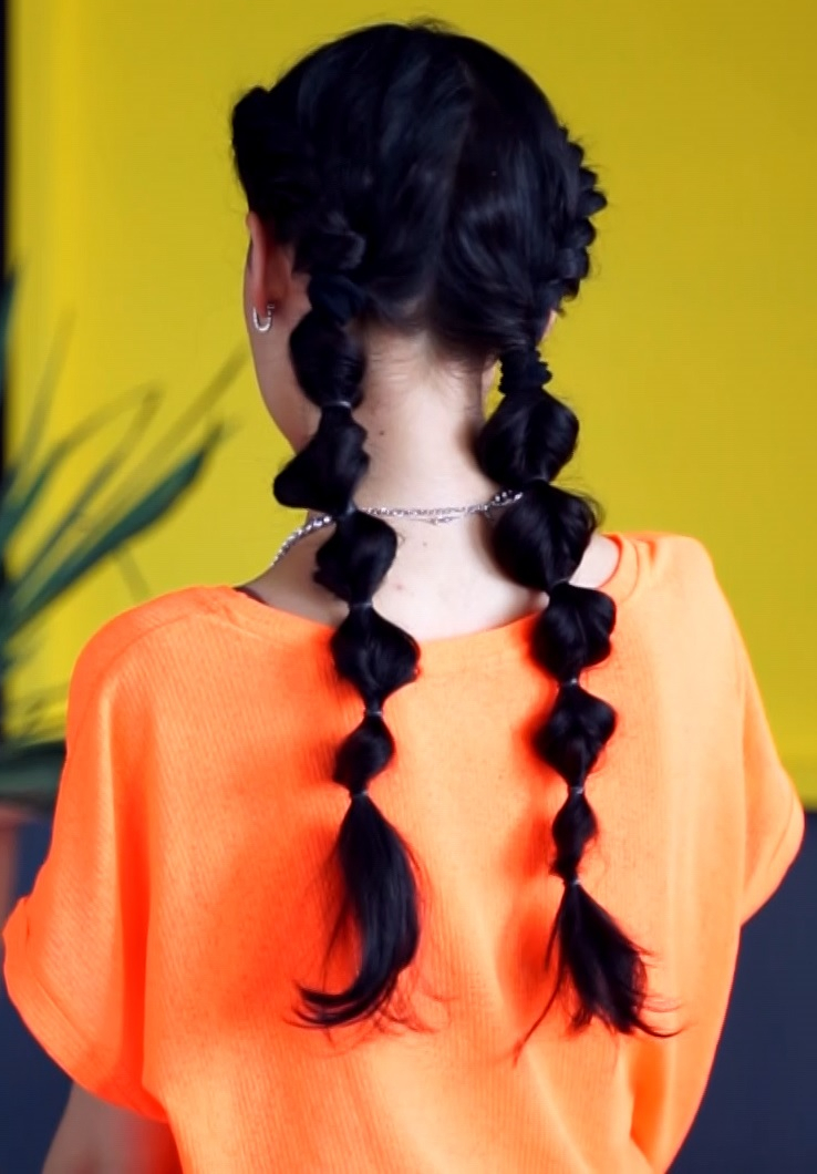 How to Make Cute Bubble Braids in Literally 5 Minutes