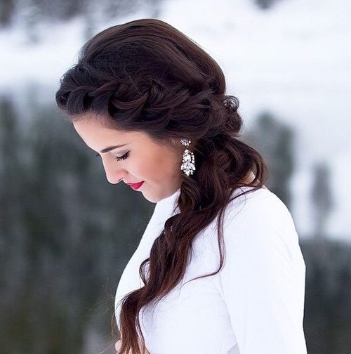 side wavy ponytail with a braid
