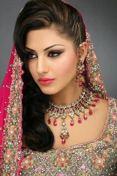 Indian wedding hairstyle with a veil