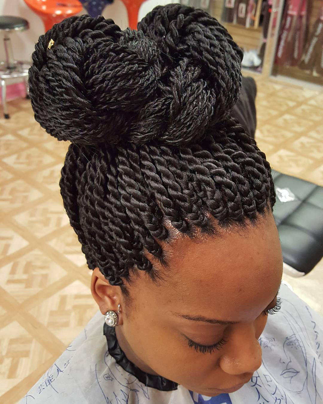 Knotted Bun For Rope Twists