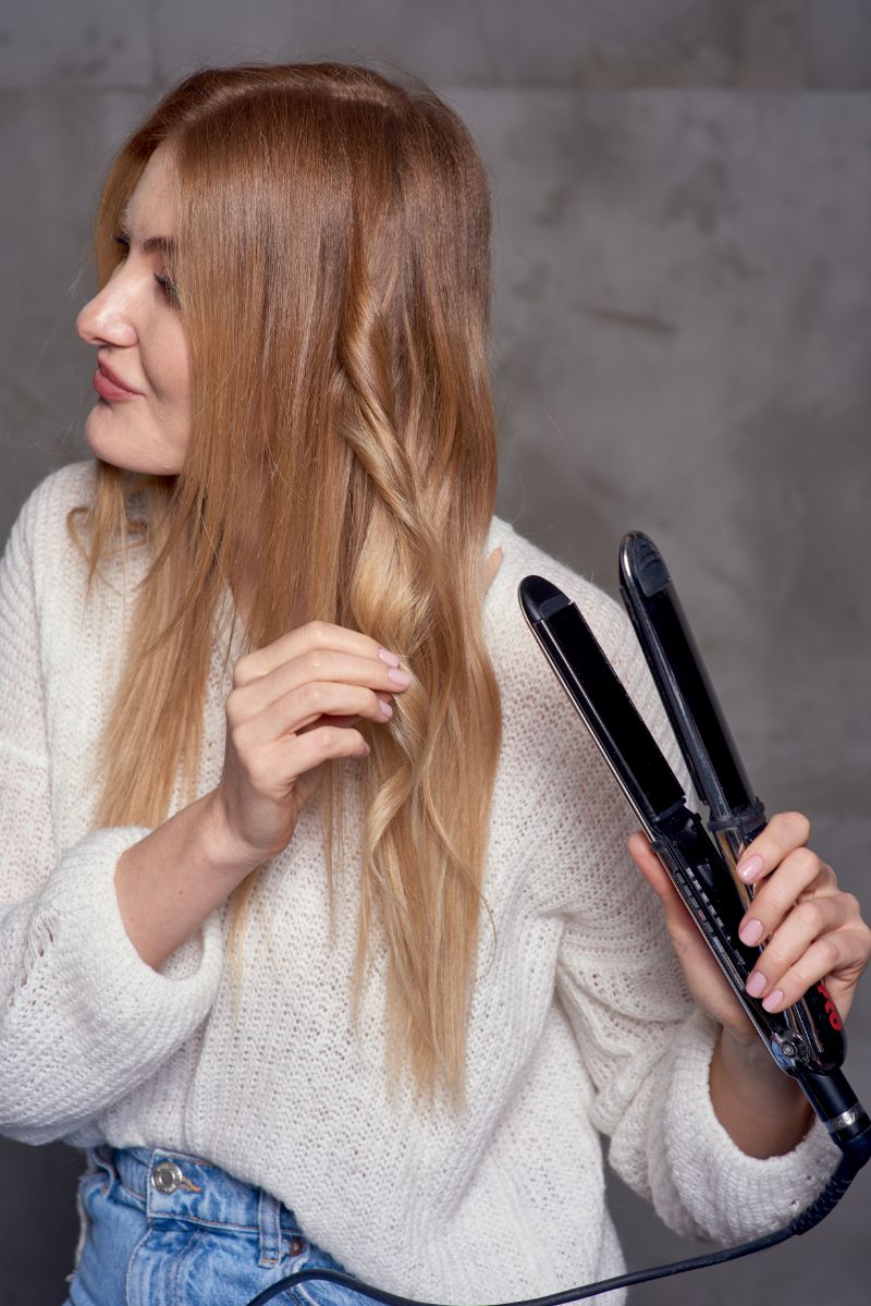 Curling Hair with a Straightener