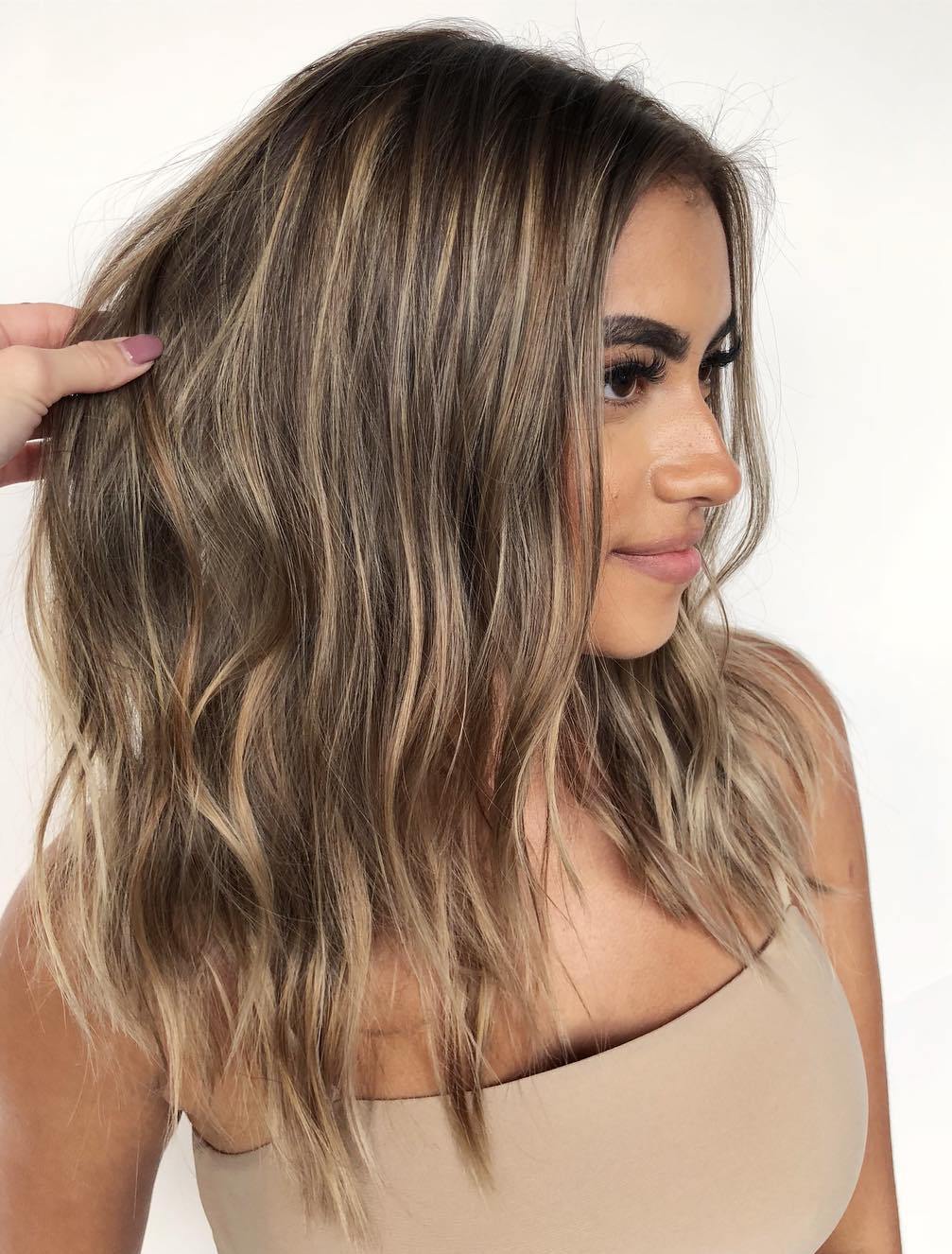 Brown Hair With Thin Blonde Highlights