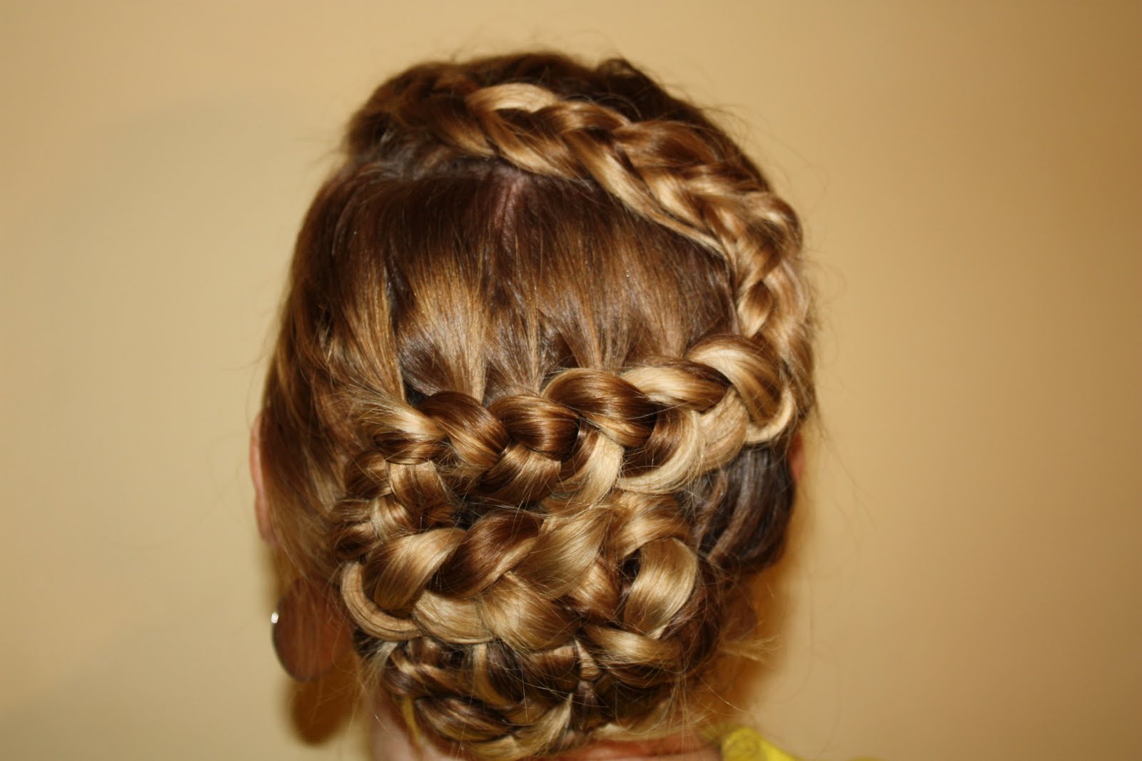 dutch zigzag braid hairstyle