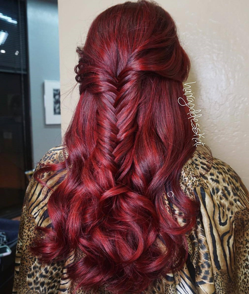 simple half up fishtail braid hairstyle