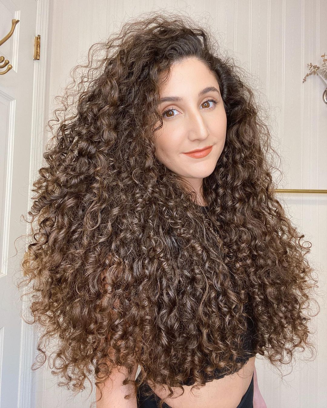 Curly Hair Styled with Leave-In Conditioner Oil and Gel