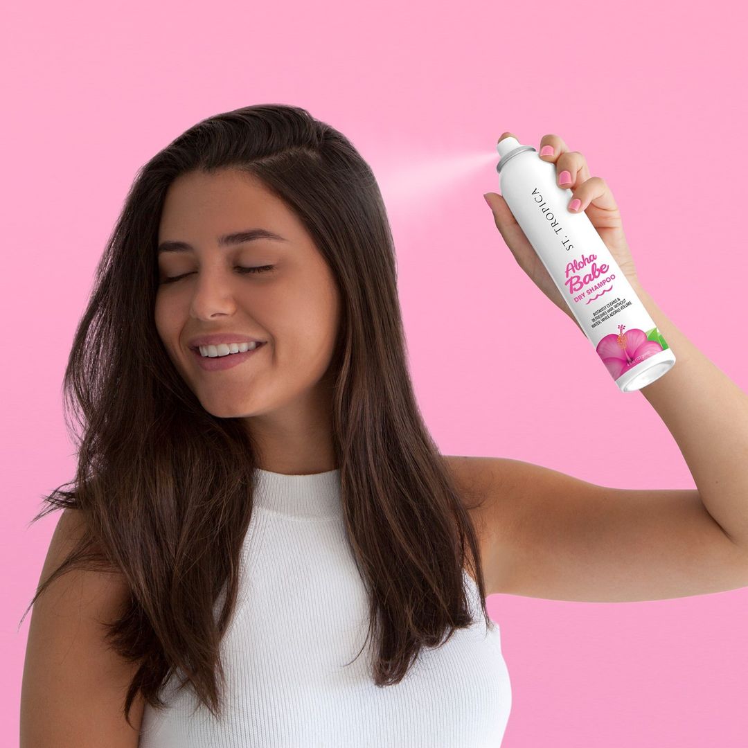 How to Use Dry Shampoo Properly and What's the Purpose After All?