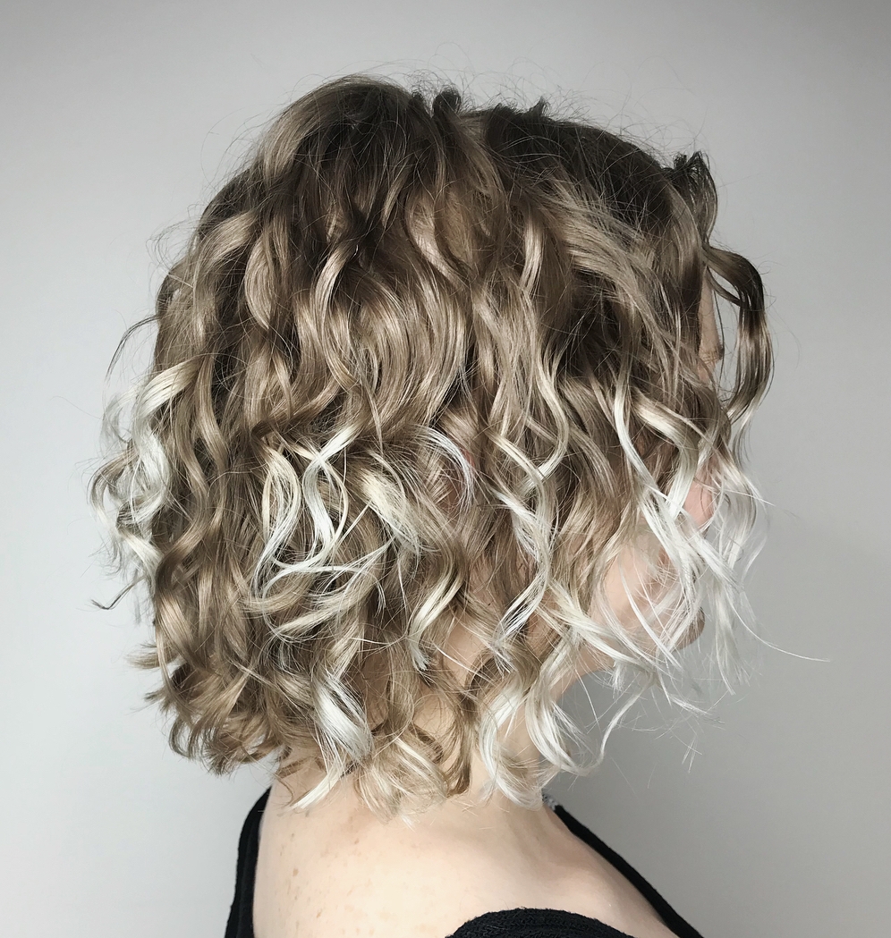20 Hairstyles for Thin Curly Hair That Look Simply Amazing