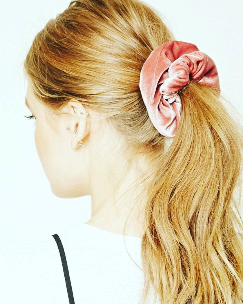 The Hair Scrunchie Trend Is Back and Here's How to Adopt It