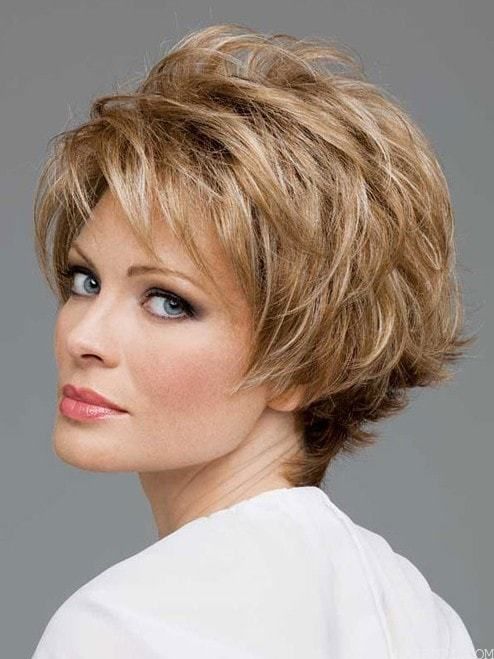  Textured short layered bob hairstyles for women