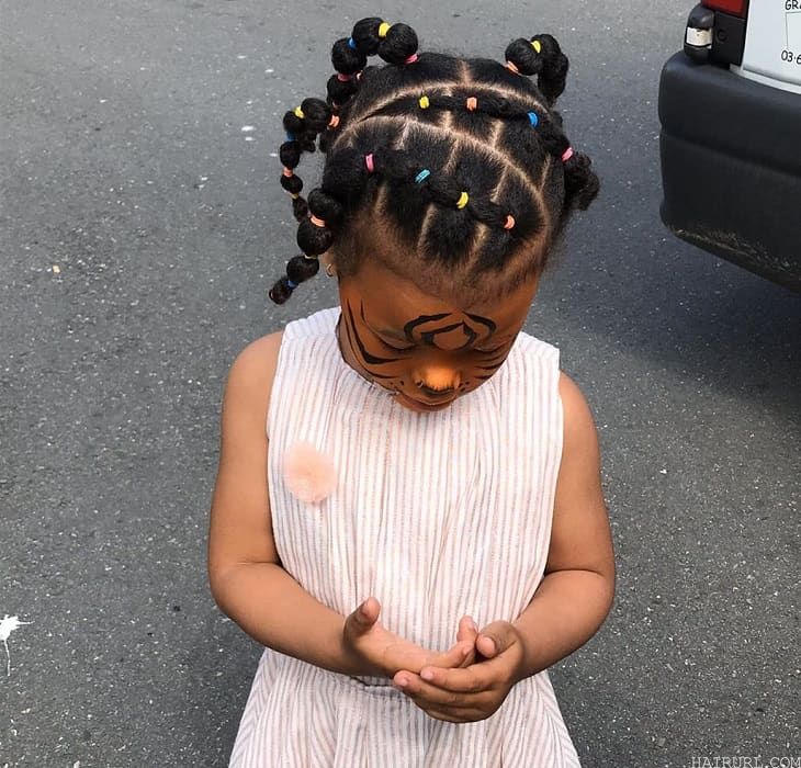 rubber band hairstyle for little girl