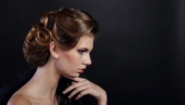 1920s Hairstyles for Long Hair: 10 Styling Ideas