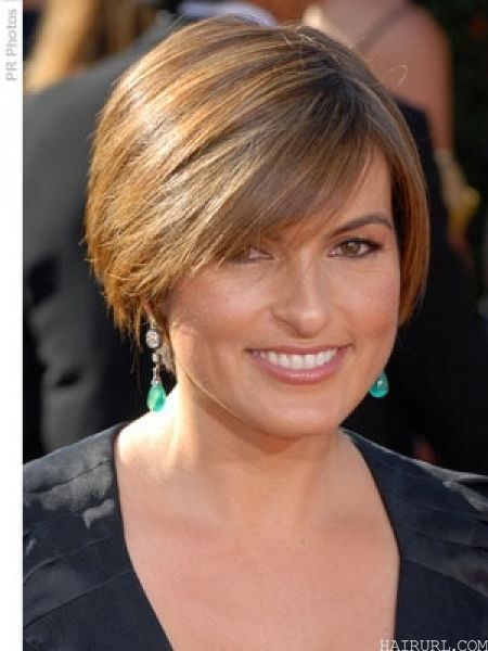 Short Hairstyles for Square Face for women 2-min