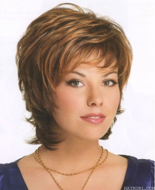 short haircuts for women over age of 50 who has round face