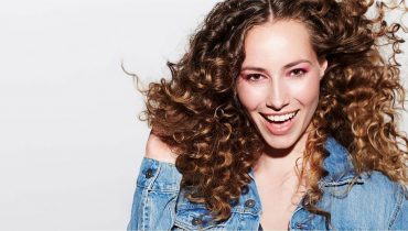 51 Best Curly Hairstyles for Women