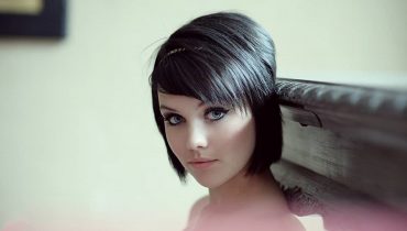 25 Trendy Blunt Bob Haircuts for 2021