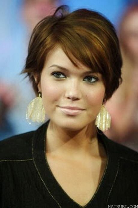 short quick weave hairstyles for women 16-min