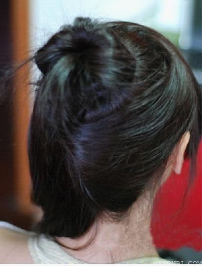 Cutest bun hairstyles for women 19-min