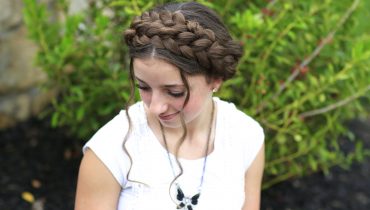 7 Stunning French Braid Buns for Women