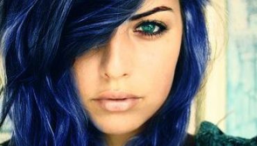 25 Midnight Blue Hair Color Ideas for A Unique Look