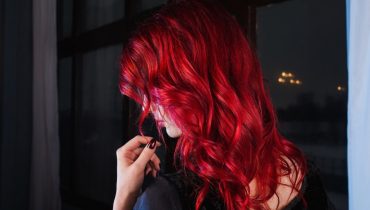 7 Startling Blood Red Hairstyles for Badass Look