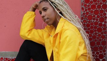 These 20 Blonde Faux Locs Styles Are Trending in 2021
