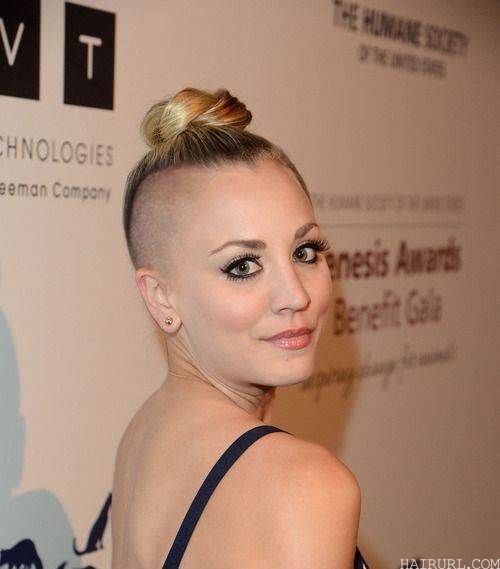 Kaley Cuoco 2017 hairstyle shaved