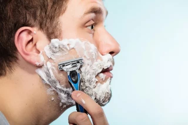 shaving beard to get rid of beard dandruff