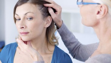 Plucked Hair With Follicle Bulb? This Is How It'll Grow Back