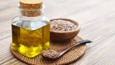 Flaxseed Oil for Hair: Benefits and Uses