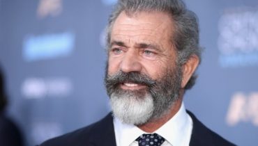 How to Copy Mel Gibson Beard Style - 8 Easy Steps (2021)