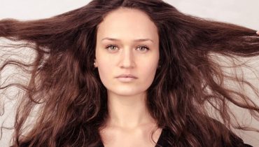 Porous Hair: What Is It & How to Treat