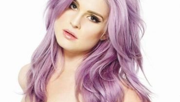 How to Style Lilac Hair - Get Inspired