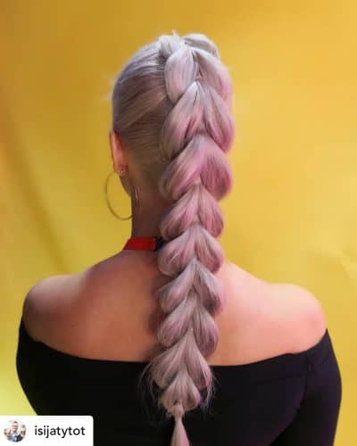 Chunky pull-through braids are the perfect summer hairstyle!