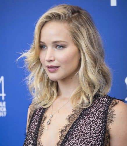 Jennifer Lawrence had one of the hottest hairstyles of 2017. I wanted to honor the passing of 2017 with a few of my favorite celebrities. Without further ado, here are the top 10 celebrity hairstyles of 2017!