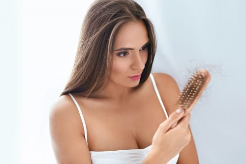 Find out how to tell if your hair is healthy by monitoring your hair loss.