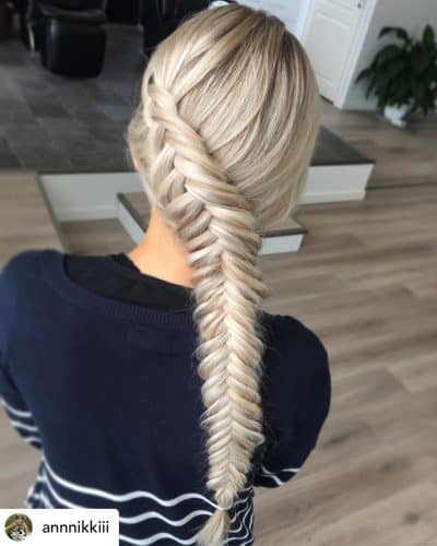 Side fishtail braids are the perfect summer hairstyle!
