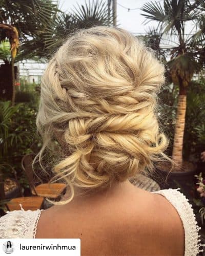 Boho-inspired updos are the perfect summer hairstyle!